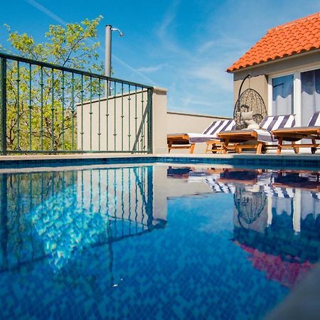Holiday Home Moliva Donje Sitno Exterior photo