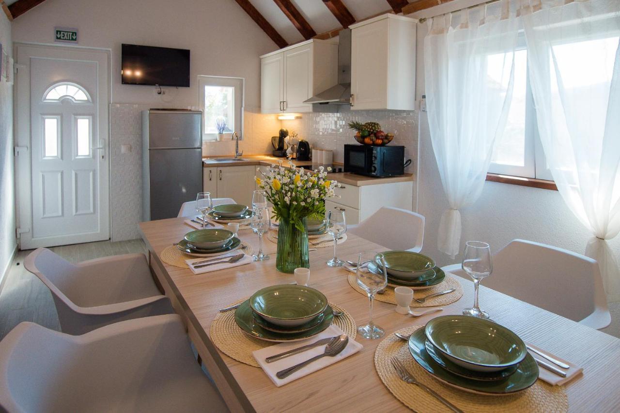 Holiday Home Moliva Donje Sitno Exterior photo